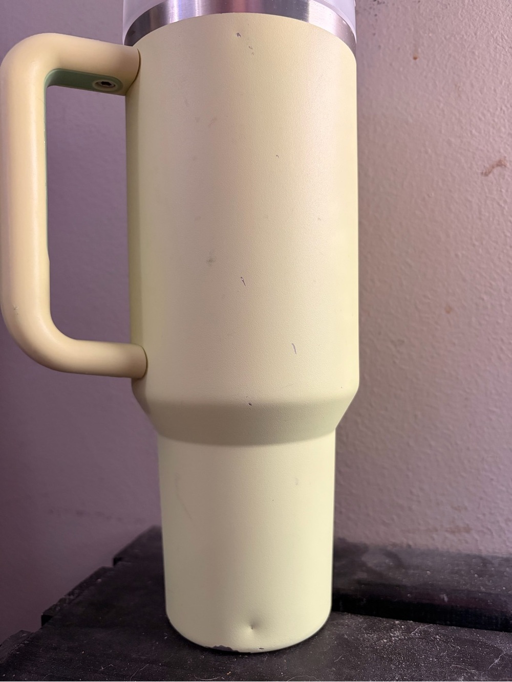 Pre loved CITRON 40 oz Stanley - Picture 3 of 6